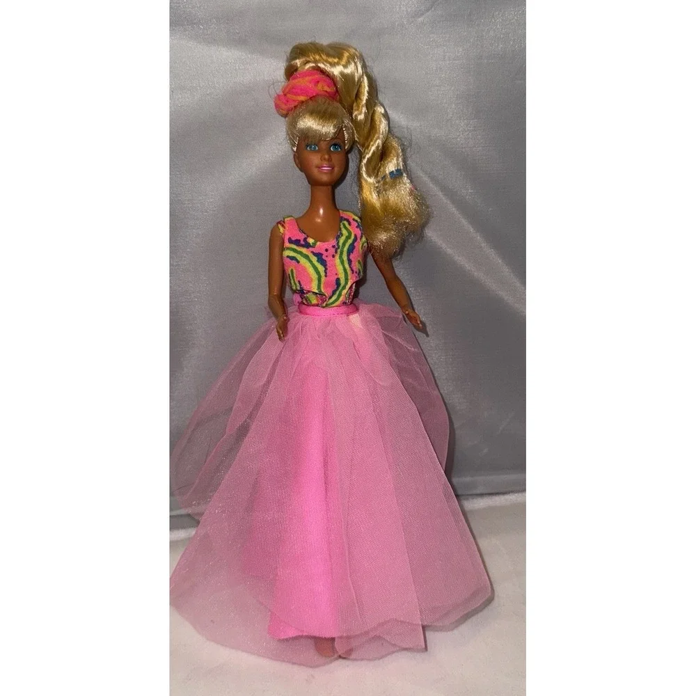 Vintage 1990 Mattel Barbie Hawaiian Fun‎ Jazzie Doll
